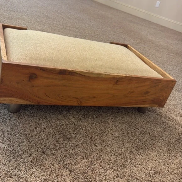 Wooden Pet Bed with Cream Cushion - Picture 11 of 13